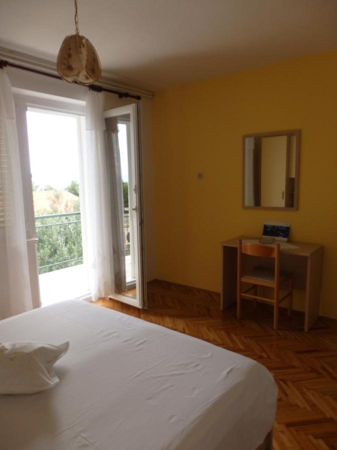 Apartmani Stipan Брела Екстер'єр фото