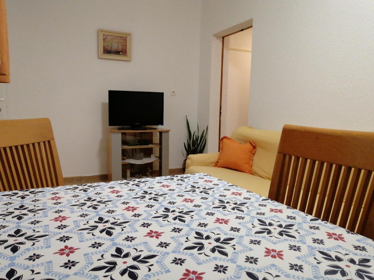 Apartmani Stipan Брела Екстер'єр фото