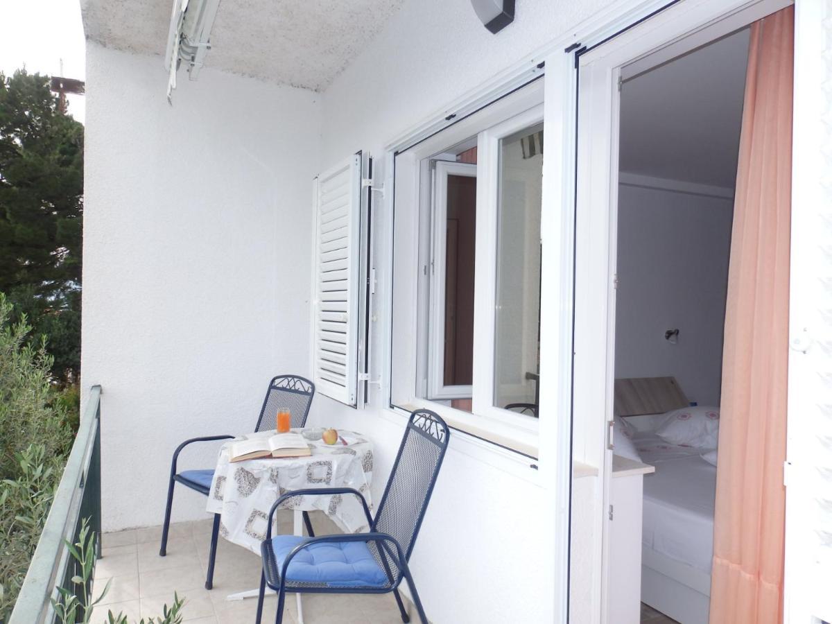 Apartmani Stipan Брела Екстер'єр фото