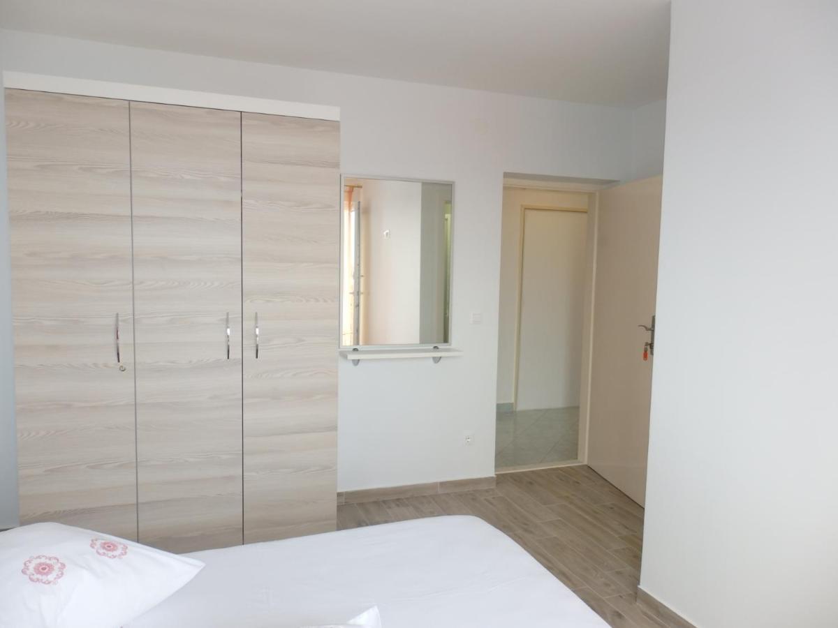 Apartmani Stipan Брела Екстер'єр фото